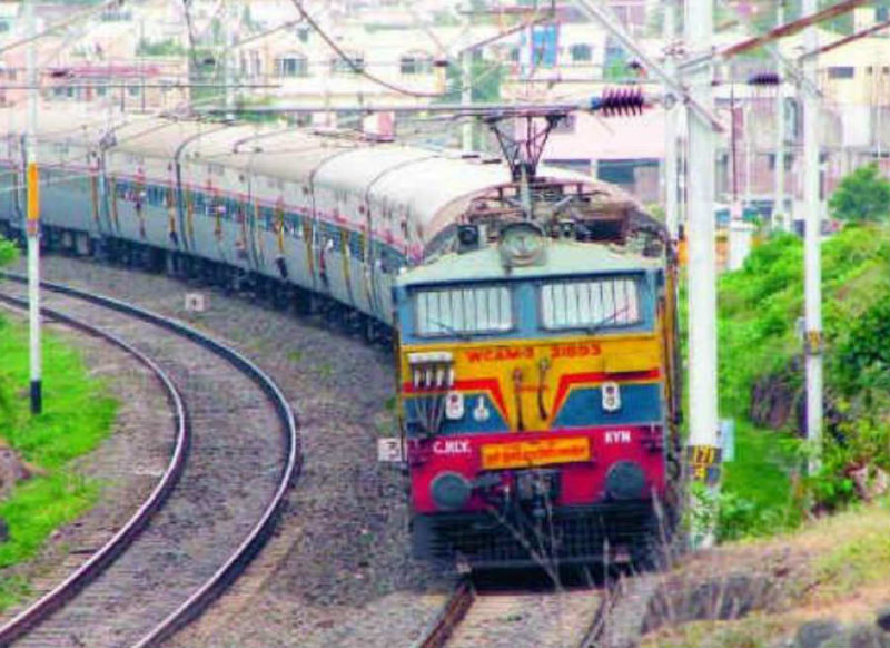 लाखों लोगों की बढ़ गईं मुश्किलें, रेलवे ने ये 14 ट्रेनें फरवरी 2020 तक रद्द की, 6 आंशिक रूप से बंद