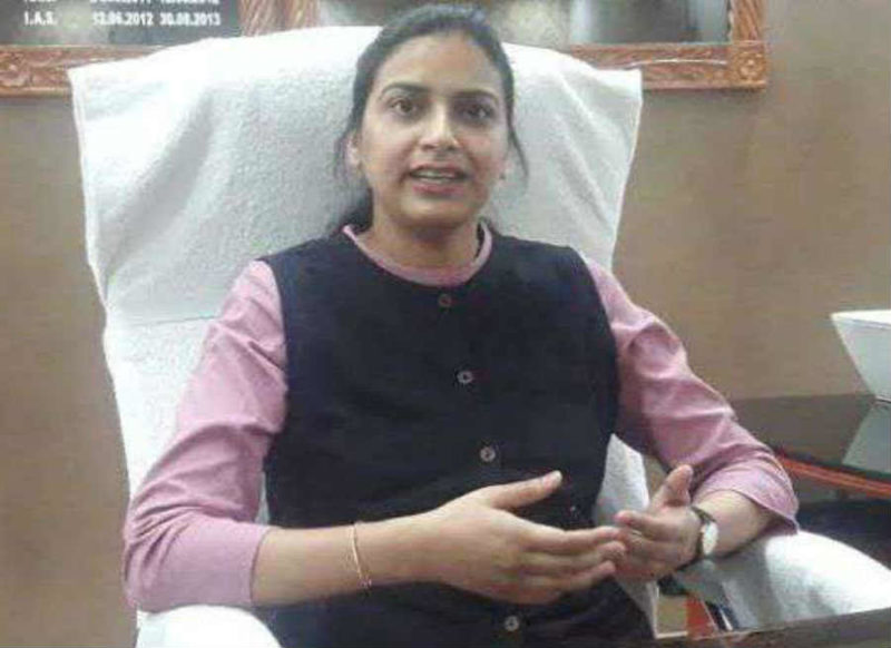 बिहार की इस महिला जिलाधिकारी ने पेश की मिसाल, पुलवामा हमले पर किया बड़ा ऐलान