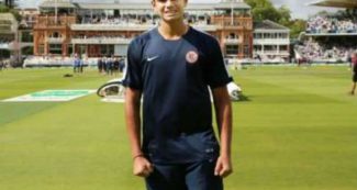 विश्वकप में भारतीय टीम के बजाय इस टीम की मदद कर रहे हैं सचिन के बेटे अर्जुन तेंदुलकर, वीडियो