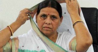 लालू परिवार और बहू विवाद में ट्विस्‍ट, अब राबड़ी देवी ने दर्ज करवाई शिकायत, वजह हैरान कर देगी