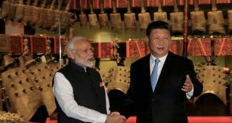 भारत और चीन अब आगे की सुध लें