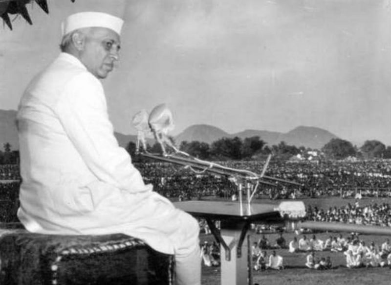 ‘भारतीय गणराज्य में राज्यपाल द्वारा केन्द्रीय अधिकारों का पहला दुरूपयोग नेहरू के समय में हुआ था’