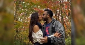 शादी की 10वीं सलगिरह पर शिल्‍पा शेट्टी ने पति को पब्लिकली किया Lip-Kiss, इंटरनेट तोड़ रहा Video