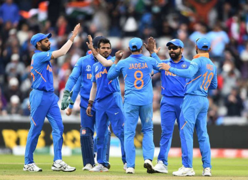 पिटते-पिटते बचे टीम इंडिया के स्टार क्रिकेटर, भाग कर बचाई जान, वीडियो तोड़ रहा इंटरनेट