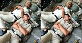 जमीन पर सोते हुए ‘कोरोना योद्धाओं’ की तस्वीर वायरल, IPS ने लिखा – गर्व है इन पर
