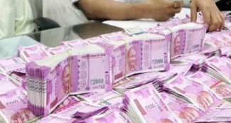 सरकारी ठेकेदार के पास मिले 700 करोड़ रुपए, धन-संपत्ति देख अधिकारियों के भी उड़ गए होश