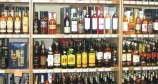 गाजियाबाद-नोएडा समेत पूरे UP में 1 अप्रैल से शराब होगी महंगी और BEER मिलेगी सस्‍ती, जानें रेट्स