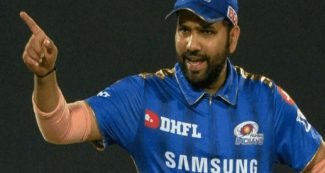 दिल्ली कैपिटल्स के खिलाफ हार के बाद मुंबई इंडियंस के कप्तान रोहित शर्मा पर भारी जुर्माना