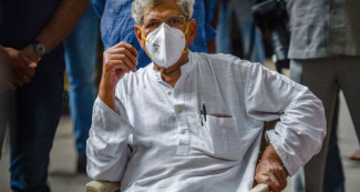 दिग्गज राजनेता सीताराम येचुरी के बेटे का कोरोना से निधन, ट्वीट कर दी जानकारी