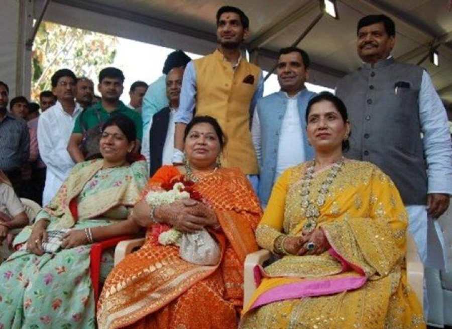 shivpal yadav family (6)