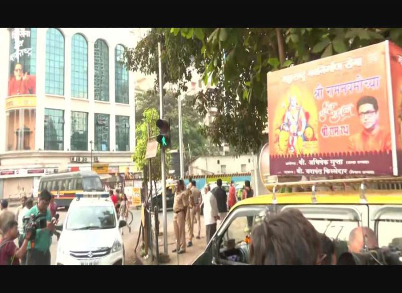 रामनवमी पर शिवसेना भवन के सामने राज ठाकरे के कार्यकर्ताओं ने लगाया लाउडस्पीकर, जानिये वजह