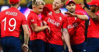 इंग्लैंड के 3 खिलाड़ी ले उड़े मिनी ऑक्शन का एक चौथाई पैसा, टूटे सारे रिकॉर्ड
