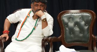कर्नाटक- कांग्रेस हाईकमान के फॉर्मूले को डीके शिवकुमार ने किया खारिज, फंस गया पेंच